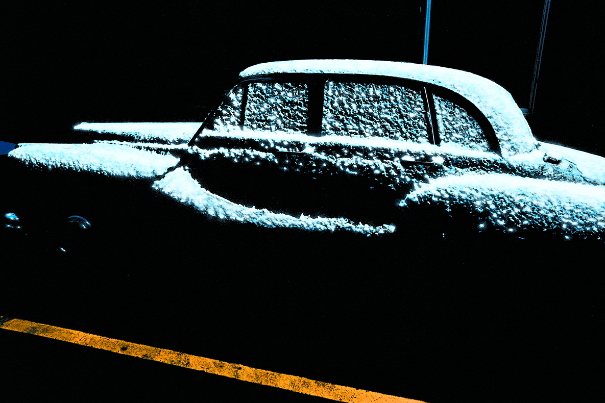 b&n-jordi-coche-nevado-coloreada-reportaje