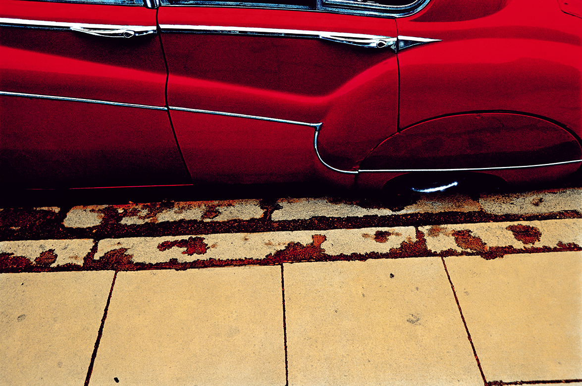 red-car-jordi-garcia