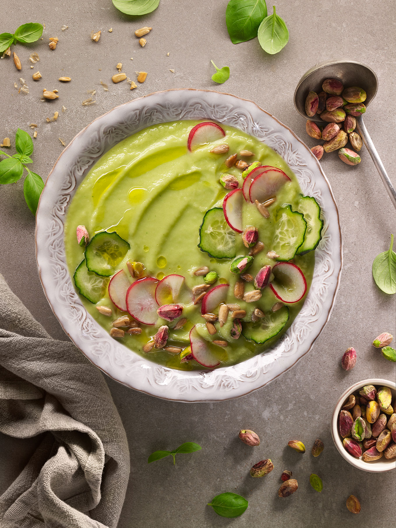 028533-00-aguacate-rabanitos